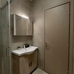 Modern 34 *
