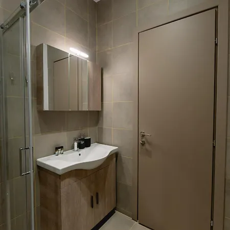 Modern 34 *
